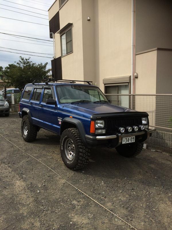 ジープ　チェロキー